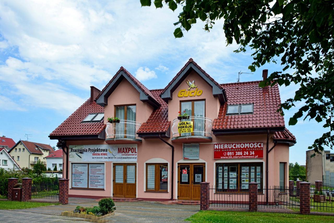 Gucio Gościnny Rewal